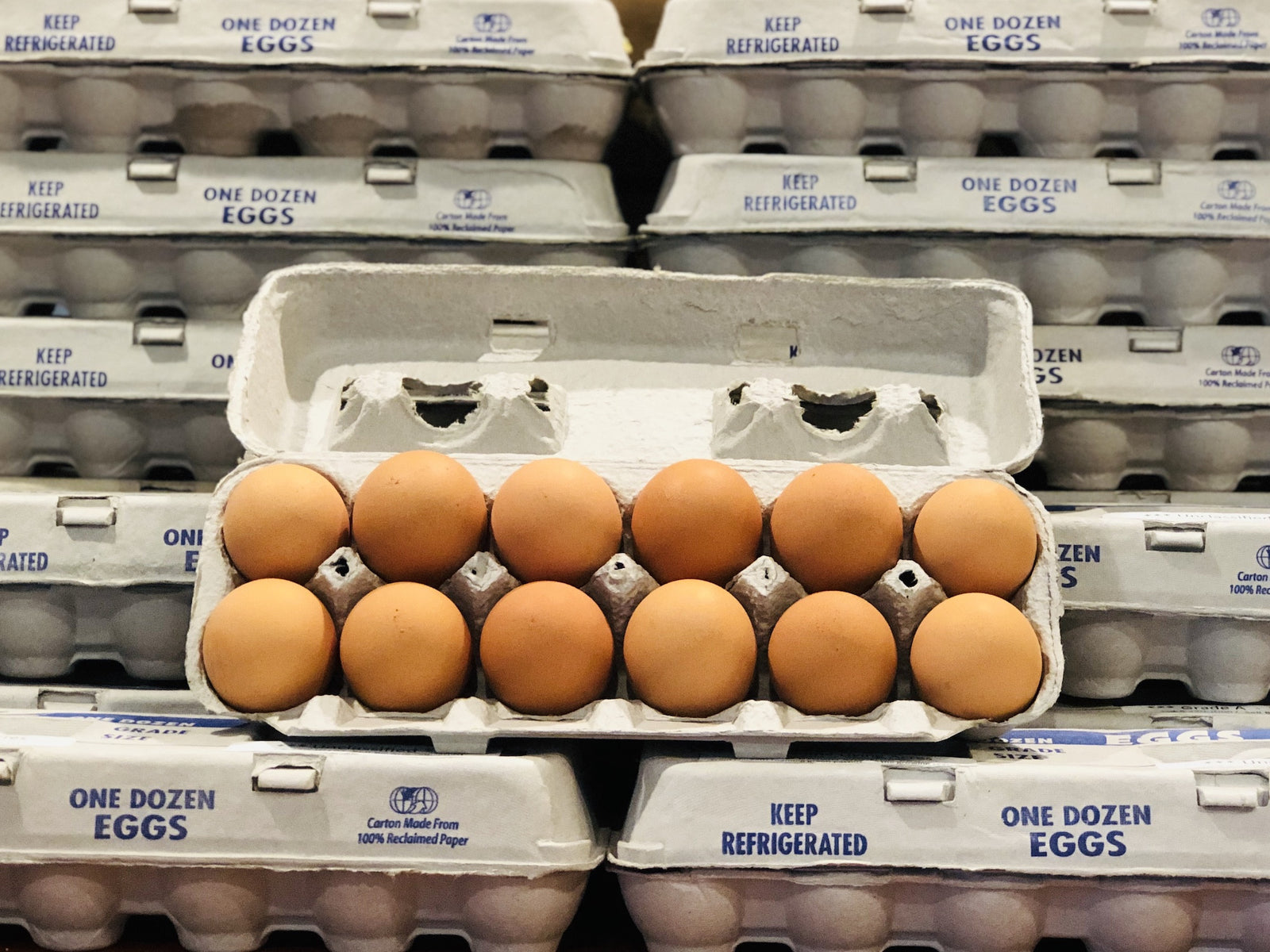 Finally, egg test results are in! Guess what? Yolk color does not matter.