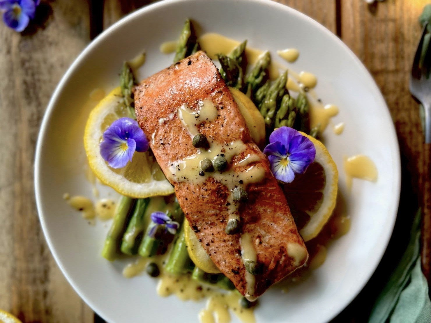 Sockeye Salmon with Lemon Buerre Blanc Sauce and Asparagus