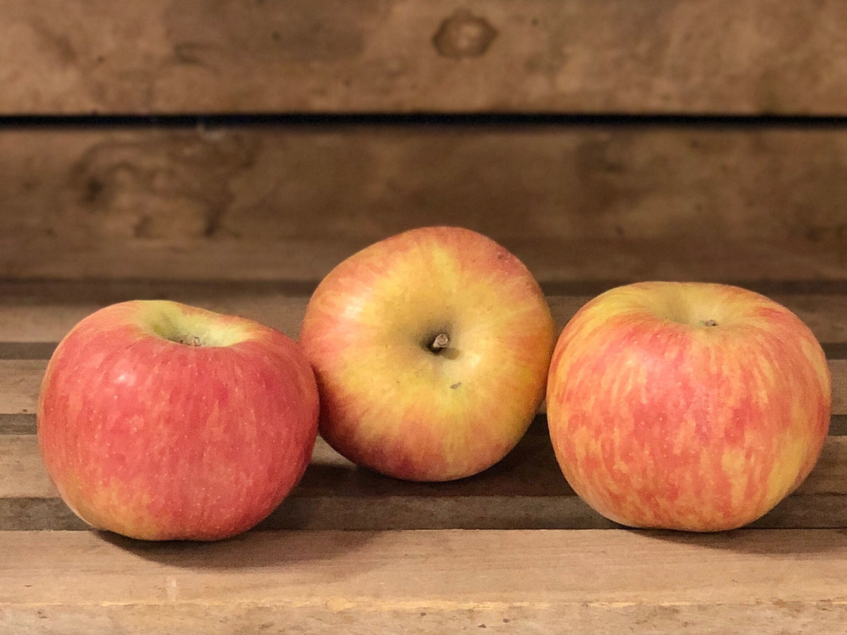 Fuji Apples (2lbs)